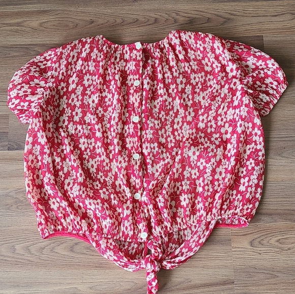 Sz S Madewell red floral print  crepe crinkled tie front button down back blouse - Picture 5 of 7